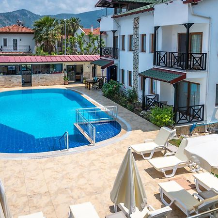דליאן Loya Vita Hotel מראה חיצוני תמונה