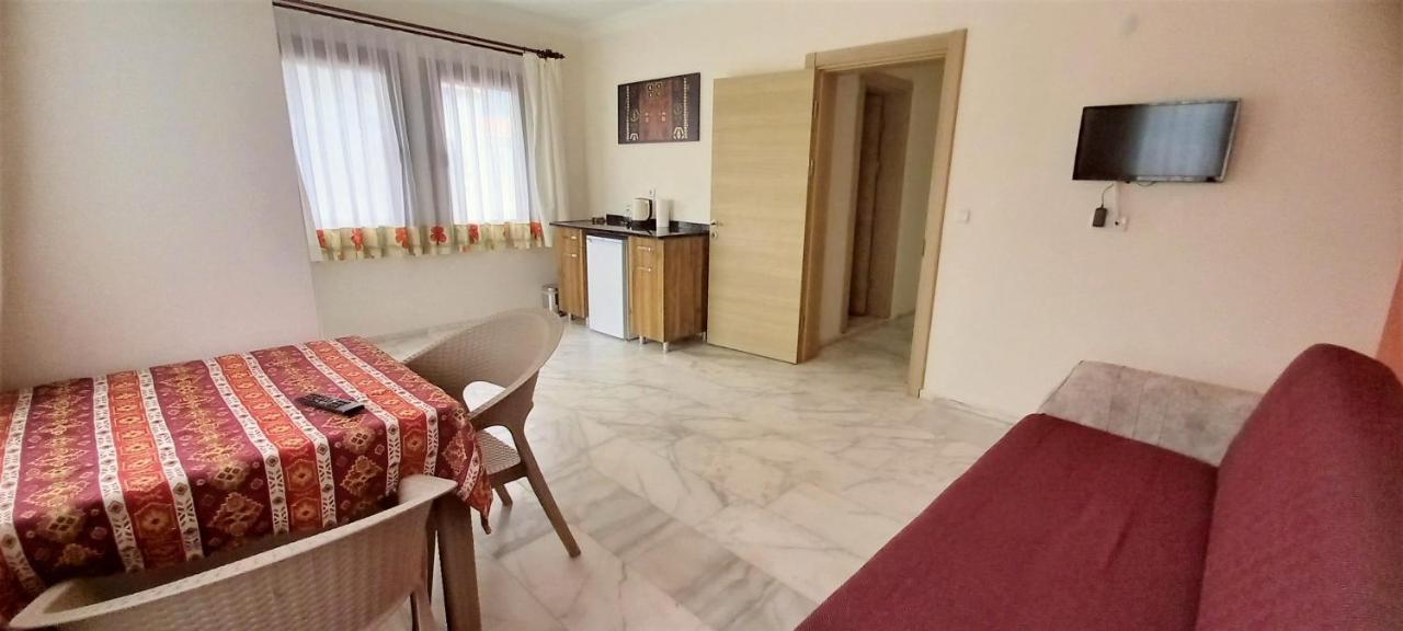 דליאן Loya Vita Hotel מראה חיצוני תמונה